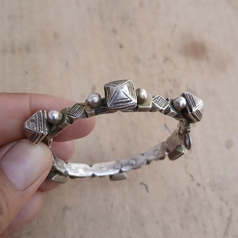 Ancient Berber Bracelet in Silver Beads